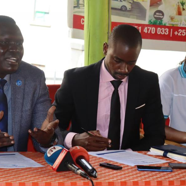 Uganda Medical Association officials