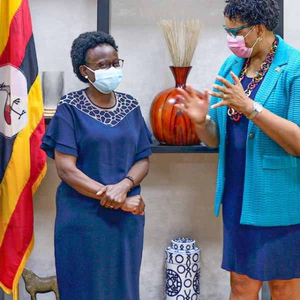 Ambassador Natalie E Brown and Uganadan Health Minister Jane Ruth Aceng speaking after the delivery of another consignment of COVID-19 vaccines